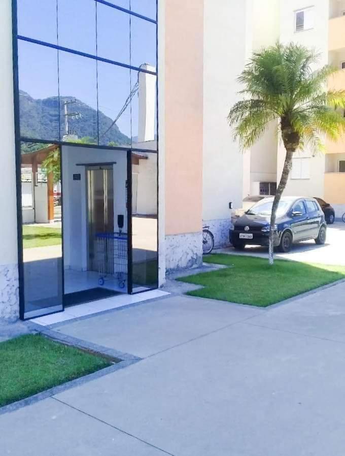 Apartamento Sun Way Ubatuba- Com Piscina, Churrasqueira E Play Ground